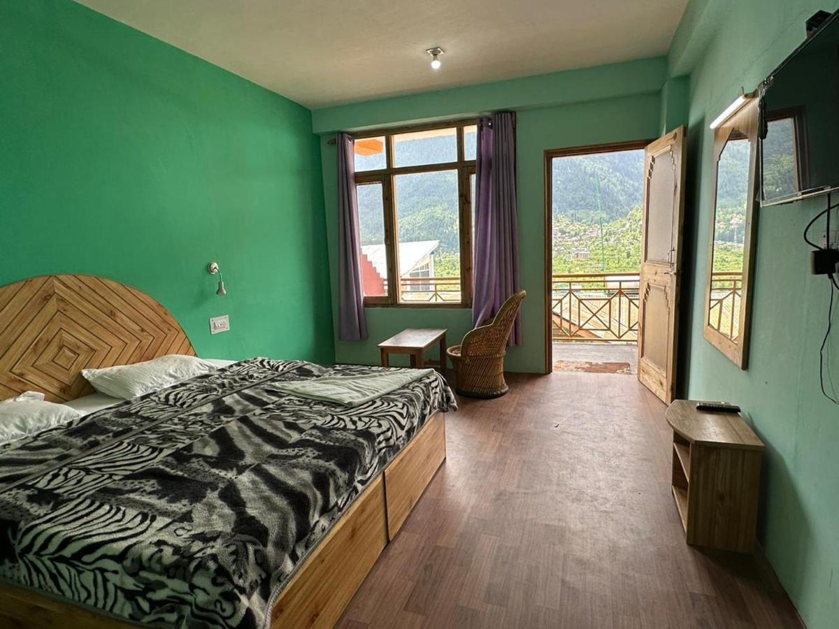 Rasta Cafe And Lodge Manali  Exterior photo