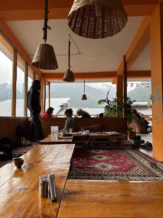 Rasta Cafe And Lodge Manali  Exterior photo